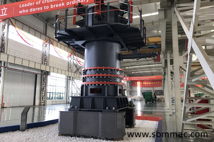 購買800目的超細(xì)硅石粉磨粉機(jī)設(shè)備，選擇世邦集團(tuán)